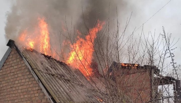 Росіяни атакували артилерією та дронами Нікопольський район, двоє постраждалих