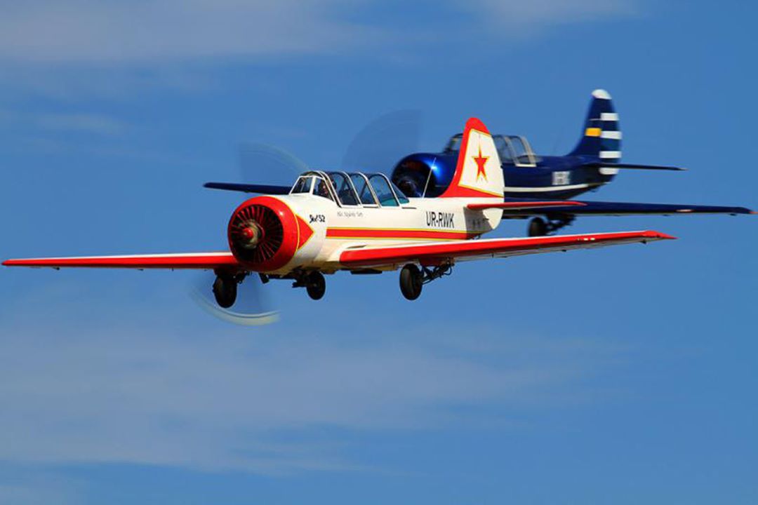 Легкомоторний Як-52. Фото aeroclub.net.ua