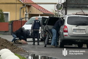 На Закарпатті ДБР затримало заступника комбата за побори з підлеглих