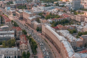 У Києві до 11 травня обмежать рух транспорту та пішоходів Хрещатиком
