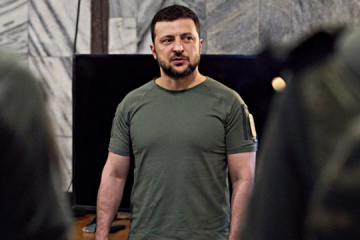 Zelensky meets with combat units in Sumy region