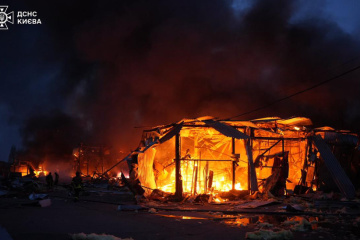 ロシア軍、キーウを弾道ミサイルで攻撃　３名負傷