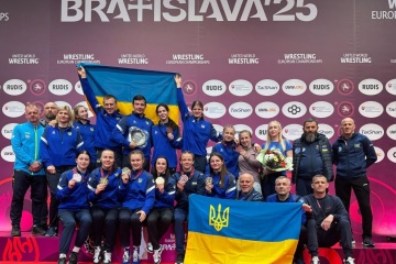 Жіноча збірна України посіла перше командне місце на ЧЄ-2025 зі спортивної боротьби