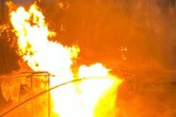 Feind greift Saporischschja mit einer Drohne an, an einer Tankstelle bricht das Feuer aus