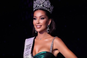 Українка перемогла на конкурсі краси у США Miss Petite Universe