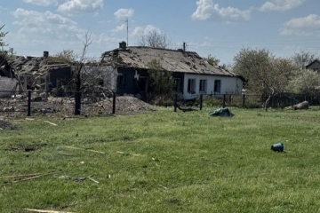 Russians drop three aerial bombs on village in Donetsk region, civilian injured