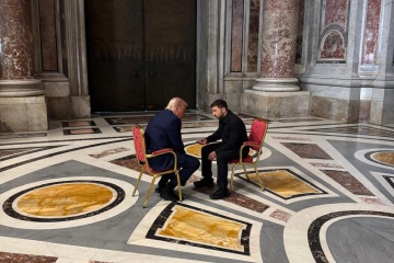 ゼレンシキー宇大統領と、ローマでトランプ米大統領と会談