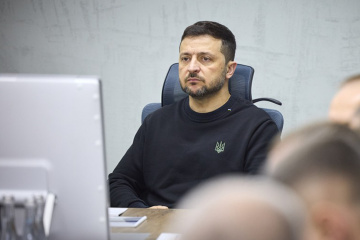 Zelensky: La situación en el frente demuestra que la presión actual sobre Rusia no es suficiente