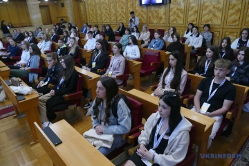 В Ужгороді проходить Всеукраїнська олімпіада з мов нацменшин