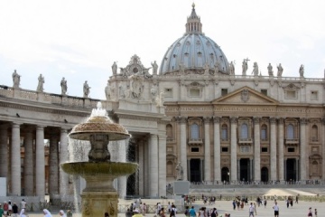 Important for Ukraine to see new Pope's rhetoric on war be clearer - expert