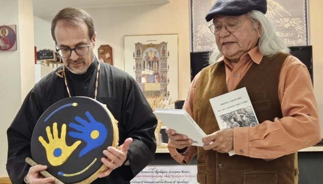 Корінний народ Канади висловив солідарність з українцями у Камлупсі