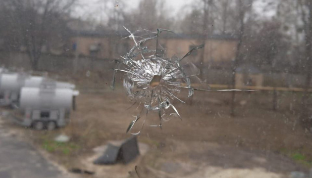 У Києві невідомі обстріляли об’єкт енергетики