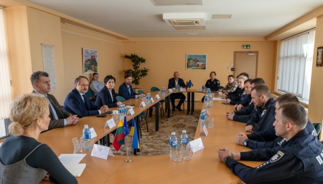 У Литві 124 українських поліцейських пройшли реабілітацію від початку повномасштабної війни У Литві 124 українських поліцейських пройшли реабілітацію від початку повномасштабної війни