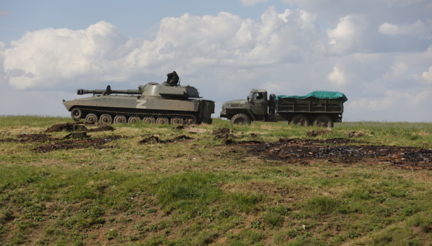 Guerrillas scout Russian military equipment caches near Dzhankoy – reports Guerrillas scout Russian military equipment caches near Dzhankoy – reports