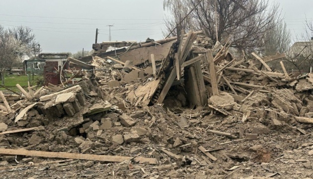 Guerre en Ukraine : Deux civils tués et deux autres blessés dans des bombardements russes sur la région de Donetsk Guerre en Ukraine : Deux civils tués et deux autres blessés dans des bombardements russes sur la région de Donetsk