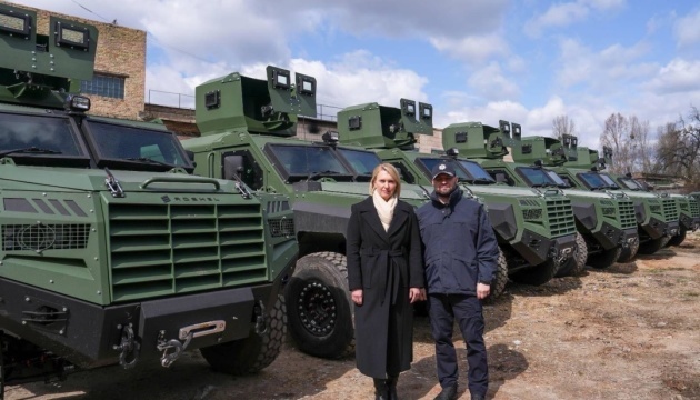 U.S. sends 150 armored vehicles to Ukraine for border guards, police this year U.S. sends 150 armored vehicles to Ukraine for border guards, police this year