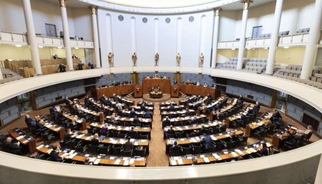 Фінський парламент одноголосно схвалив заборону на операції з нерухомістю для росіян