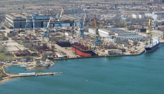 У Керчі суднобудівний завод «Залив» від українських дронів захищає зенітна установка - соцмережі