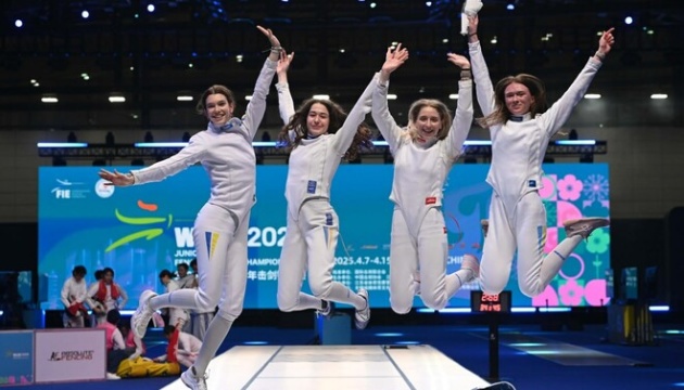 Шпажистки збірної України виграли «золото» юніорського ЧС-2025 з фехтування
