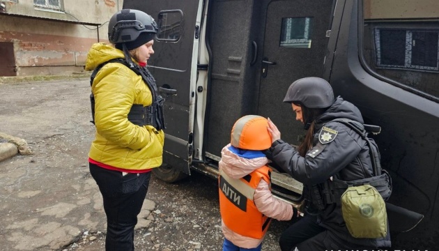 Рада підтримала законопроєкт про статус постраждалої дитини внаслідок воєнних дій Рада підтримала законопроєкт про статус постраждалої дитини внаслідок воєнних дій