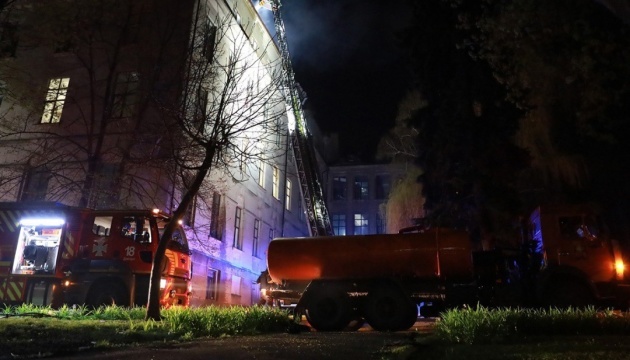 Selenskyj reagiert auf russischen Drohnenangriff auf Dipro: Wir müssen Druck auf Mörder ausüben Selenskyj reagiert auf russischen Drohnenangriff auf Dipro: Wir müssen Druck auf Mörder ausüben