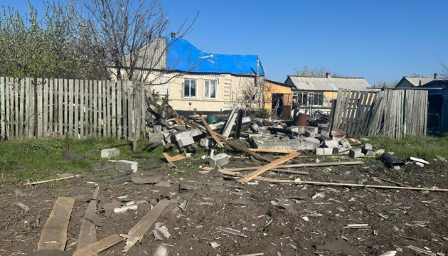 На Донеччині за добу загинув мирний житель, ще двоє поранені На Донеччині за добу загинув мирний житель, ще двоє поранені