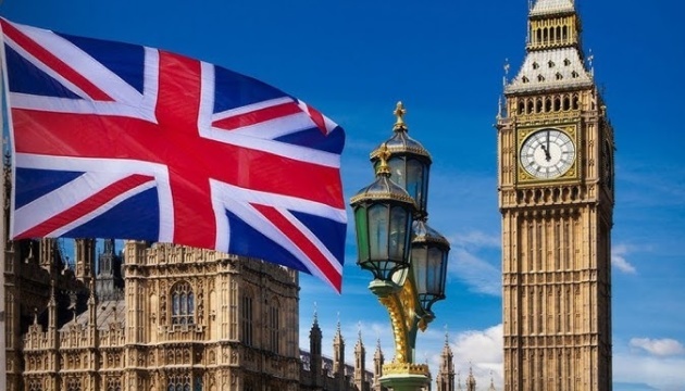 Großbritannien fordert Russland zu vollständigem Waffenstillstand in der Ukraine auf