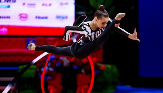 Українська грація Таїсія Онофрійчук виграла медалі Кубка світу у Баку Українська грація Таїсія Онофрійчук виграла медалі Кубка світу у Баку