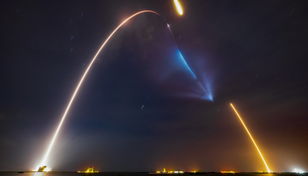 SpaceX запустила європейську капсулу для повторного входу в атмосферу SpaceX запустила європейську капсулу для повторного входу в атмосферу