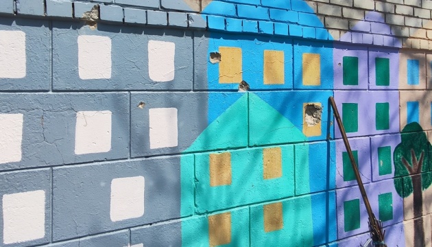 У Запоріжжі через удар пошкоджений заклад освіти - діти були в укритті У Запоріжжі через удар пошкоджений заклад освіти - діти були в укритті
