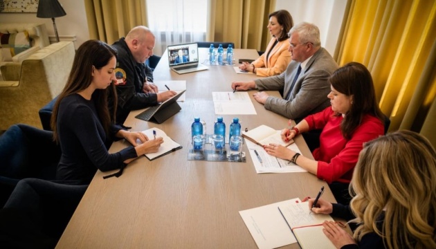 Сибіга зустрівся з представниками СКУ й української громади Австралії Сибіга зустрівся з представниками СКУ й української громади Австралії