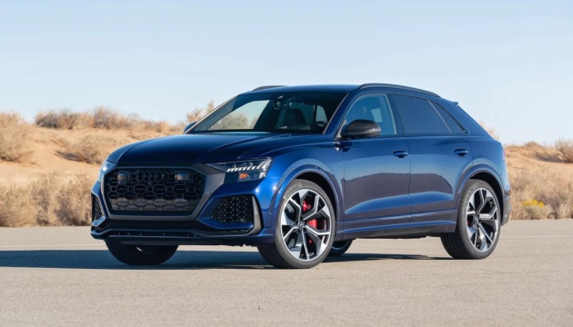Не знав, що дружина купила два AUDI: хмельницький чиновник намагався приховати від НАЗК майже 28 мільйонів