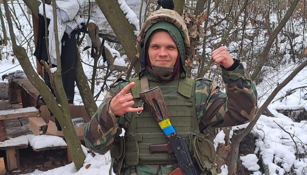 Пам’яті барабанщика, військовослужбовця 46 бригади ДШВ Антона Рабела Пам’яті барабанщика, військовослужбовця 46 бригади ДШВ Антона Рабела
