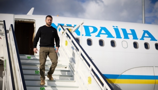 Zelensky returns to Ukraine Zelensky returns to Ukraine