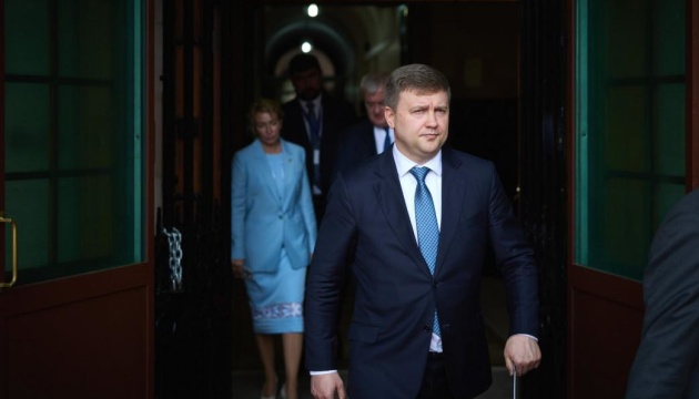 Україна працюватиме з ПАР над зняттям обмежень на експорт