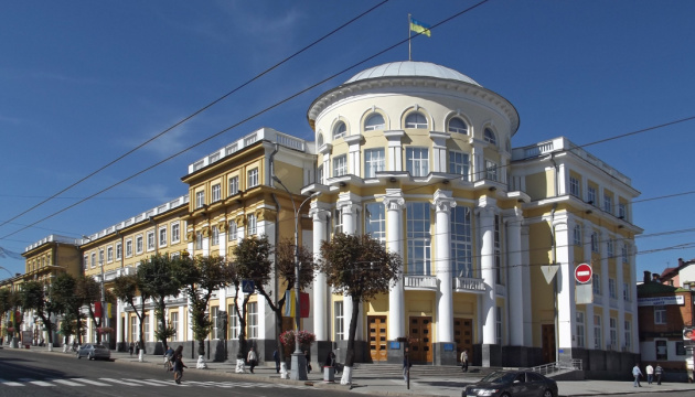 Вінницька облрада передала військовим частинам матеріально-технічні засоби на понад ₴5,7 мільйона