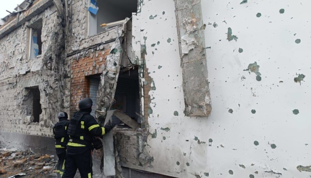 На Київщині внаслідок атаки ворожих дронів постраждав чоловік На Київщині внаслідок атаки ворожих дронів постраждав чоловік