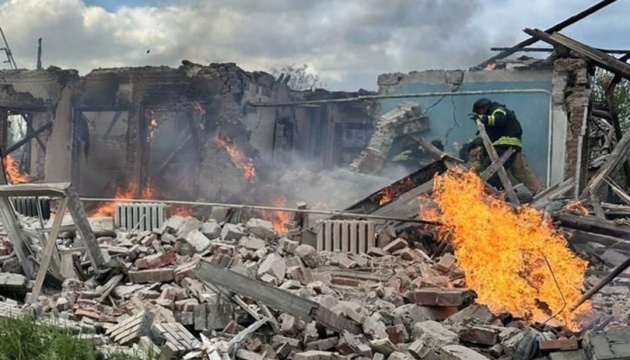 Guerre en Ukraine : Sept civils tués et 21 blessés dans des bombardements russes sur la région de Donetsk 