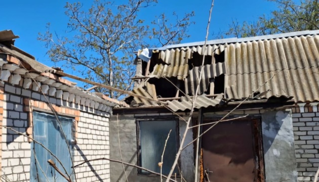 Росіяни упродовж дня били по Нікополю та трьох громадах Дніпропетровщини, є поранений Росіяни упродовж дня били по Нікополю та трьох громадах Дніпропетровщини, є поранений