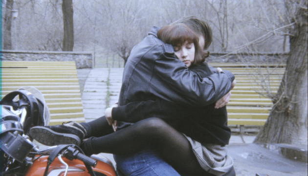 Фільм «Дика любов» цьогоріч відкриє «Київкінофест» Фільм «Дика любов» цьогоріч відкриє «Київкінофест»