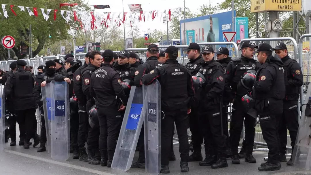 У Стамбулі затримали майже 400 учасників мітингів до Дня праці