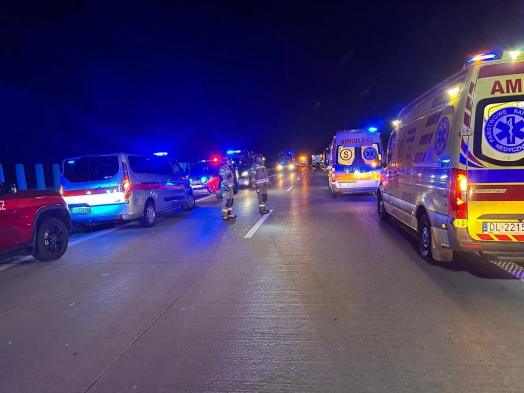 Автобус з американськими військовими перекинувся у Польщі: вісім постраждалих