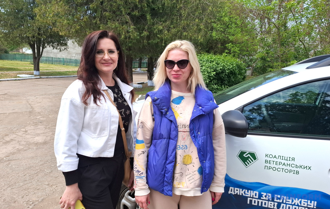 Олеся Ольшевська і Людмиоа Храброва 