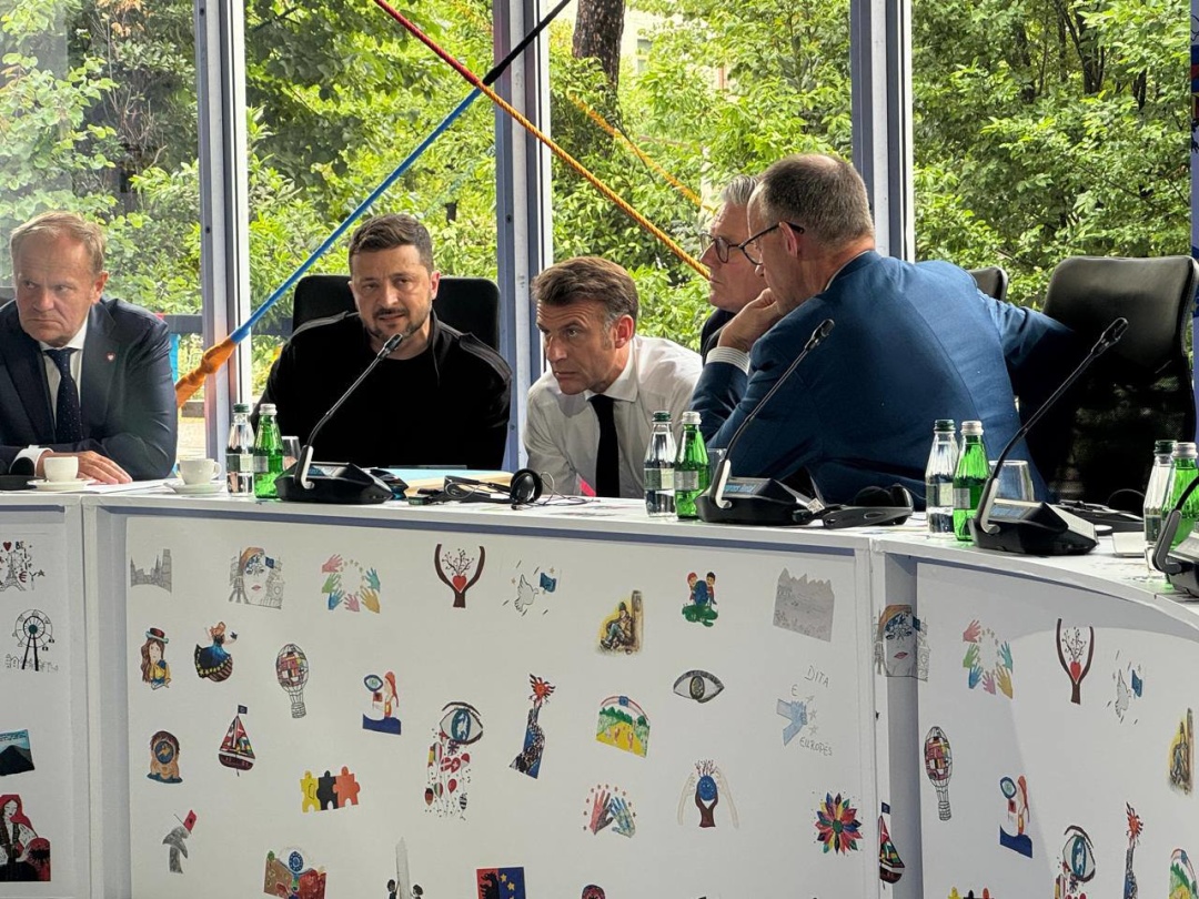 https://static.ukrinform.com/photos/2025_05/1747403224-979.jpeg