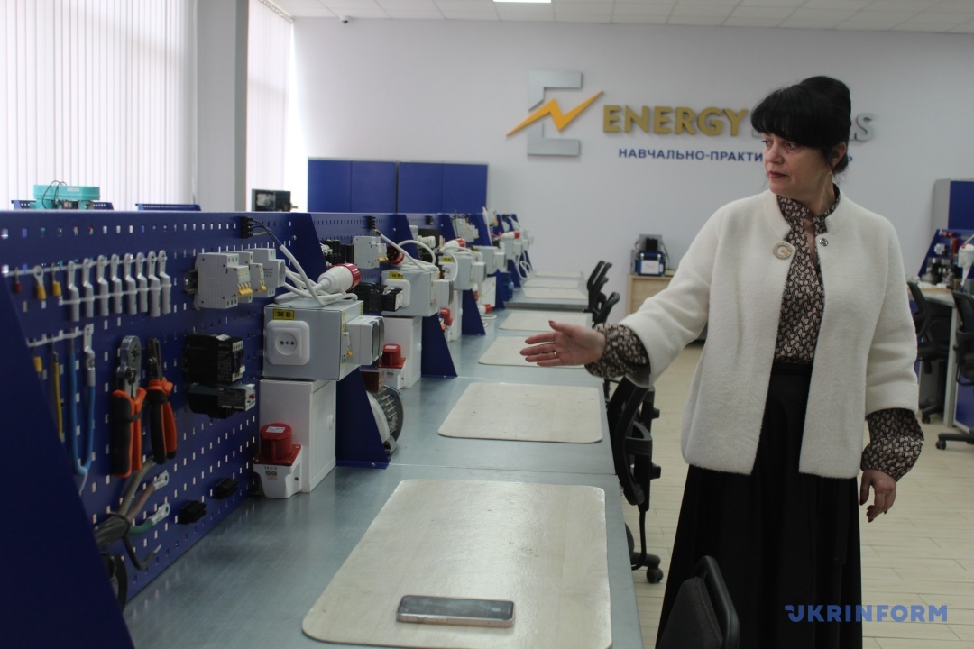 Гідні умови праці й зарплата, як у сусідів із ЄС: підготувати й утримати фахівців