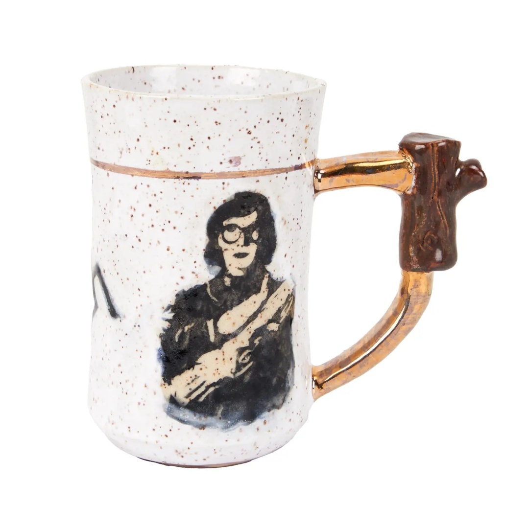 Кухоль «Леді з колодою» / Фото з сайту Julien’s