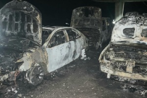 У Харкові 17-річному хлопцю оголосили підозру у підпалі авто військового