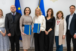 Агентство ООН продовжить підтримку дитячих будинків сімейного типу в Україні
