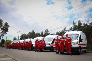 Київщина отримала шість реанімобілів від Фундації Зеленської та ВООЗ