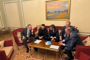 Zelensky, four European leaders discuss peace efforts with Trump